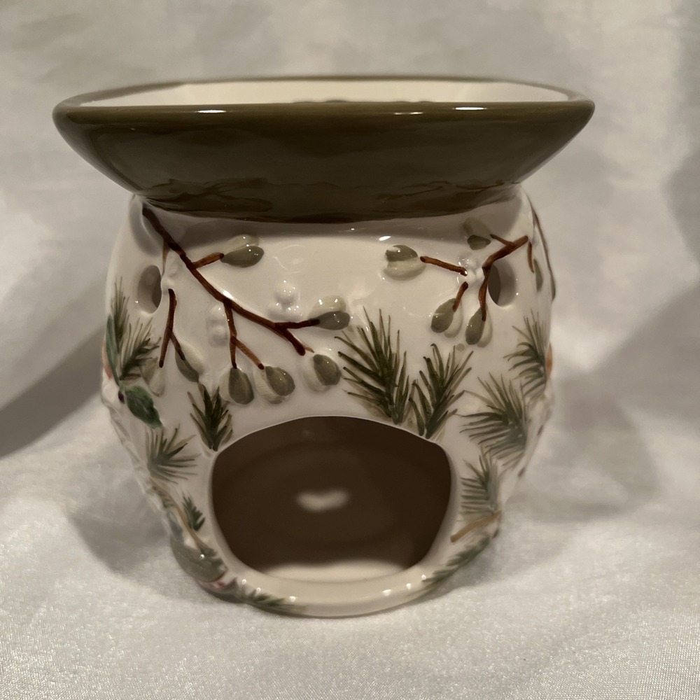Yankee Candle Mistletoe Christmas Holiday Wax Melt Tart Warmer & Tart - NICE!‎